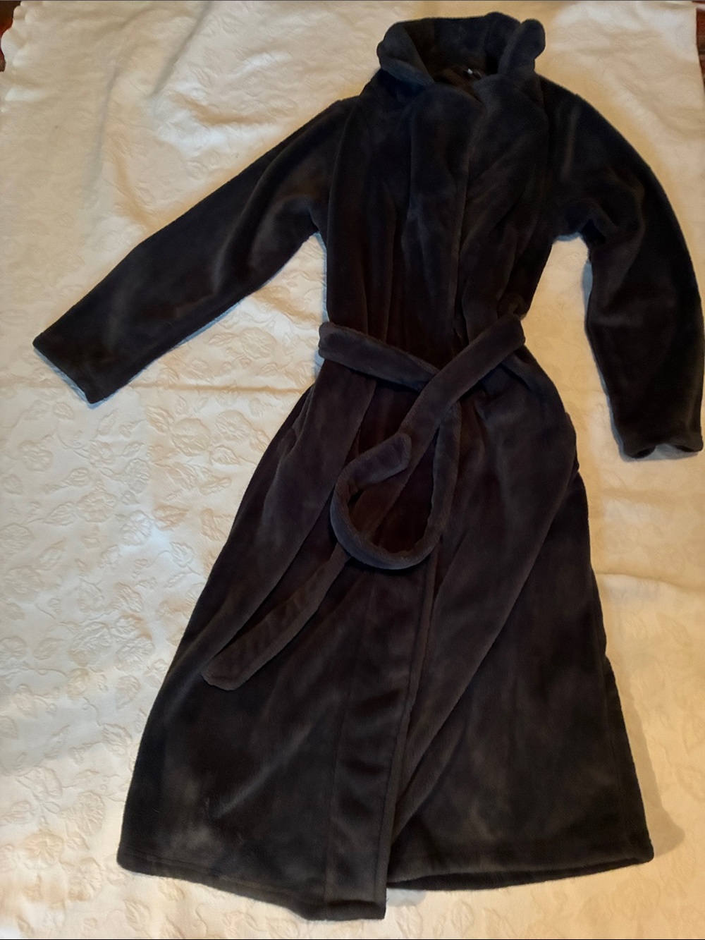 Nordstrom Men’s charcoal gray robe Medium